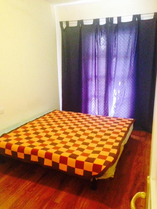 Apartamento con balcón
