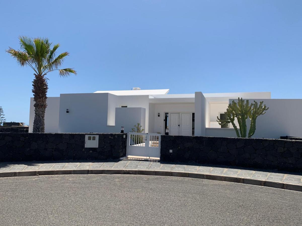 Three-Bedroom Villa,1054547632:JPEG