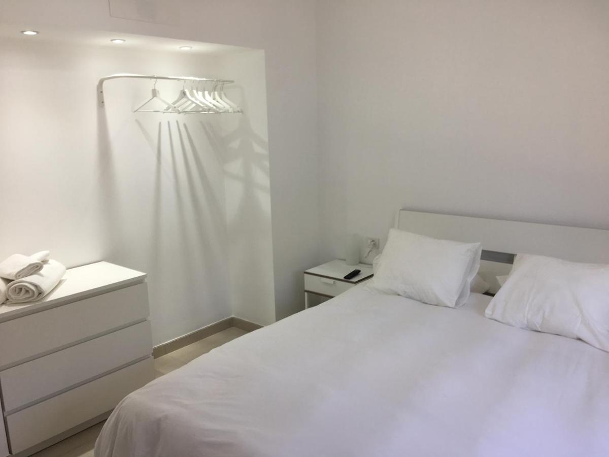 Two-Bedroom Apartment Sea View,399438762:JPEG