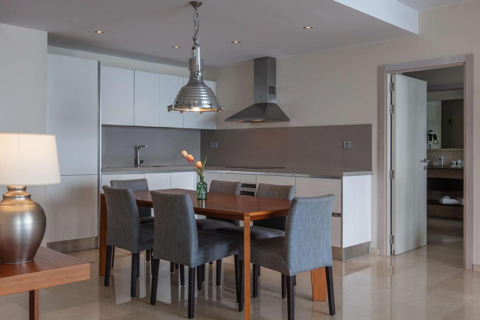 Superior Suite - 1 Slaapkamer & Uitzicht op Zee