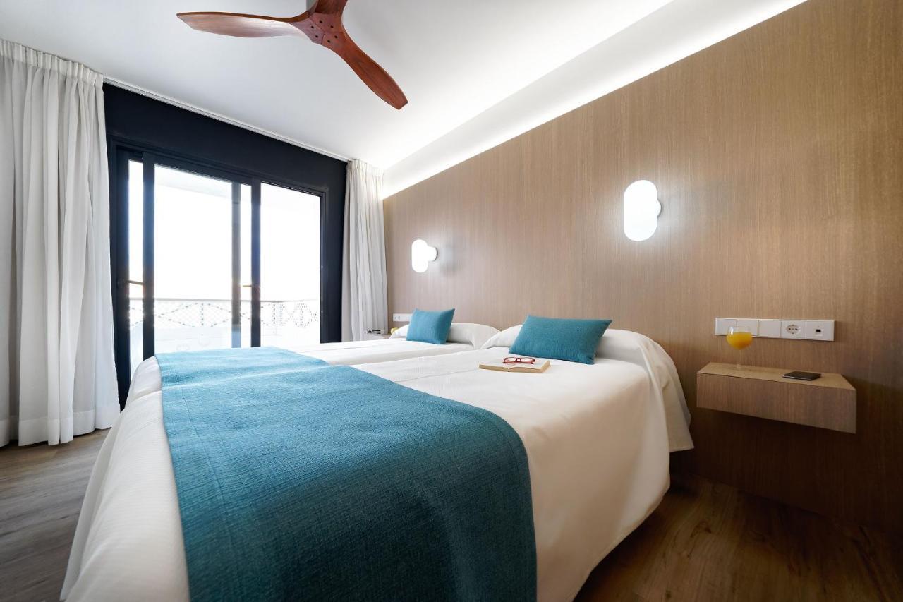 Apartamento de 2 dormitorios con vistas a la piscina