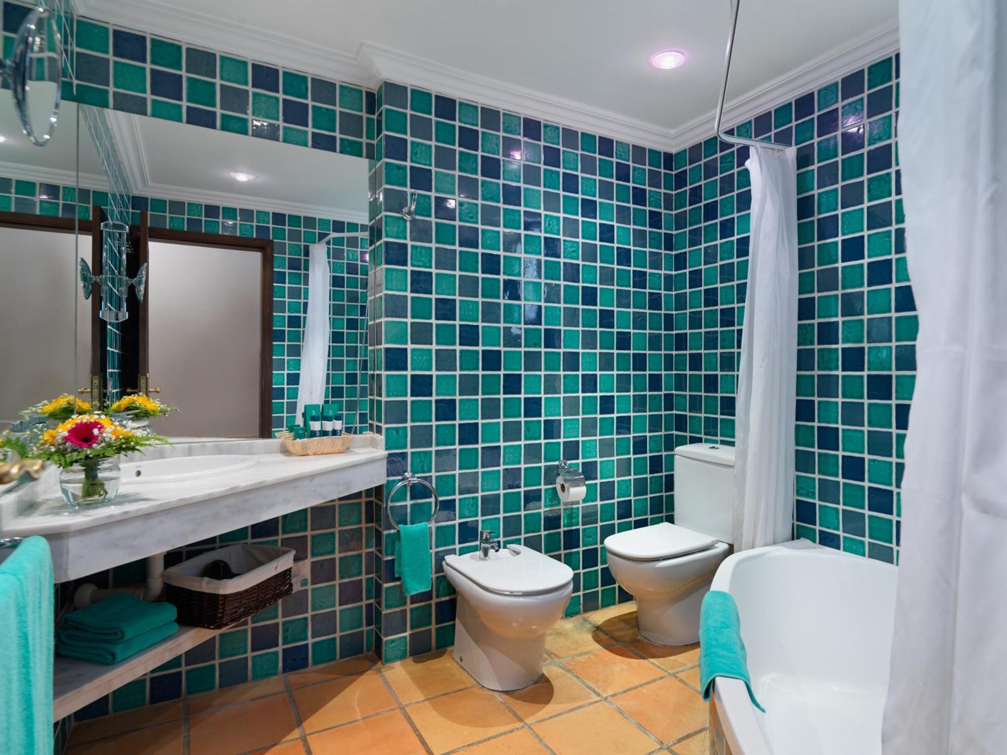 Suite Appartement 3 Chambres (4 Adultes + 3 Enfants)