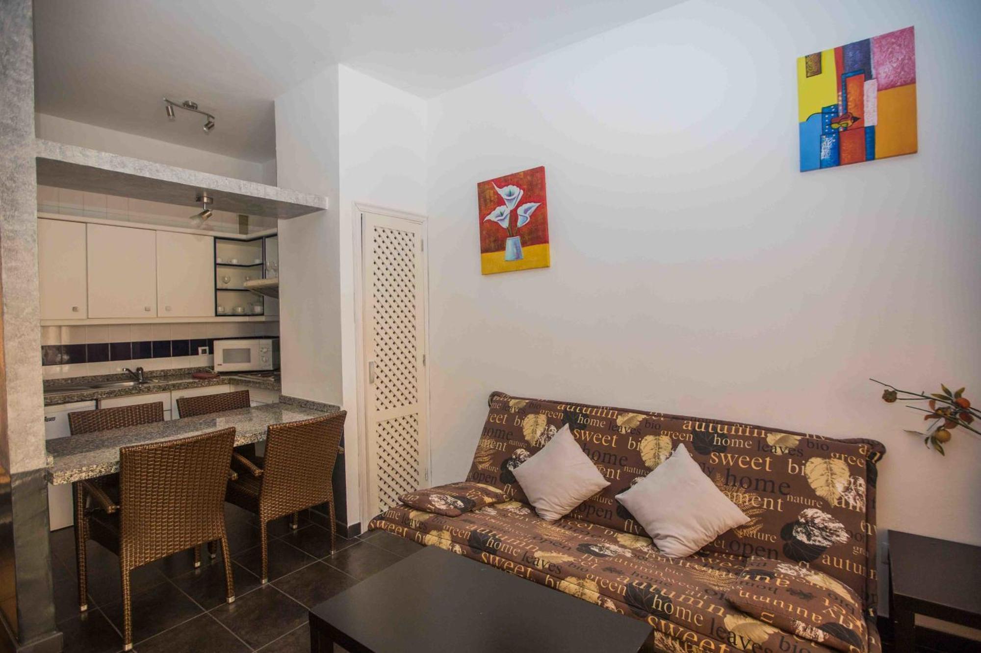 One-Bedroom Apartment,1588203454:JPEG