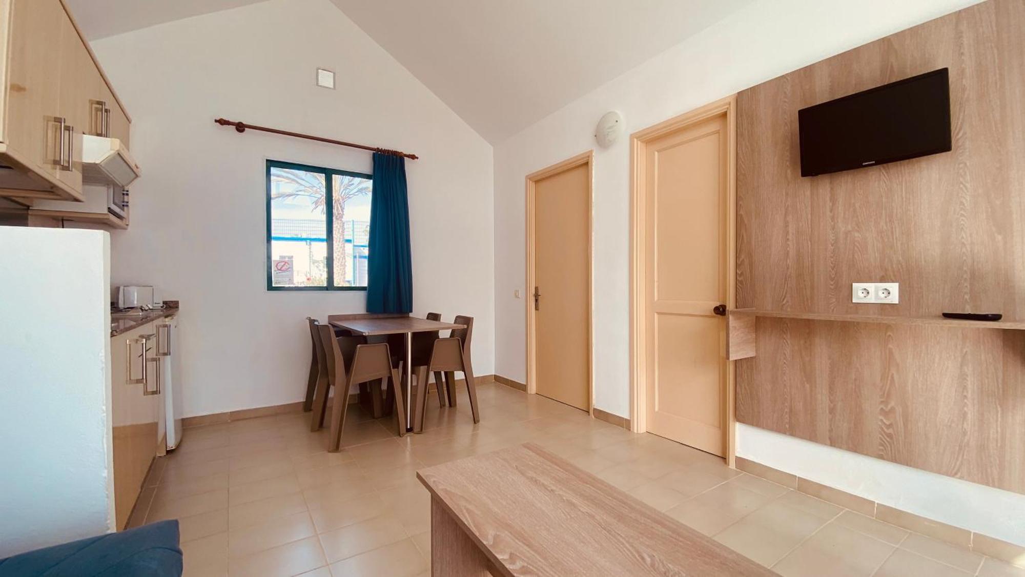 Apartamento de 1 dormitorio con balcón