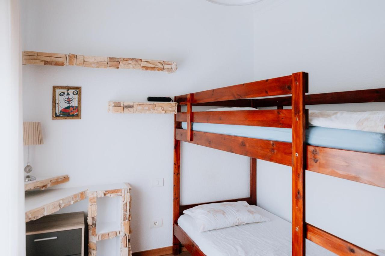 Bunk Bed Mixed Dormitory Room
