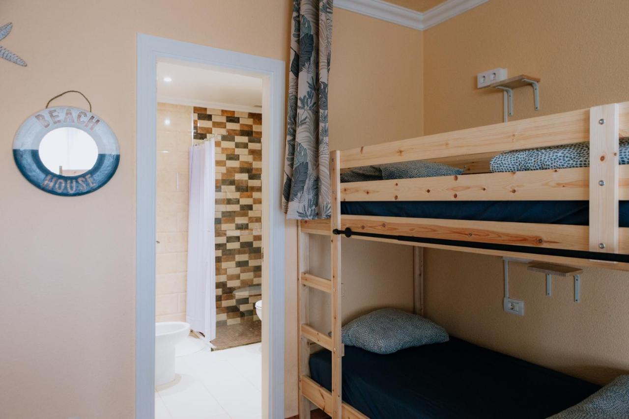 Bed 4-Bed Female Dormitory Room
