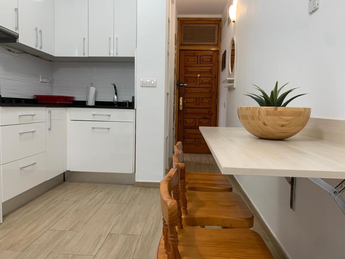 One-Bedroom Apartment,1482582068:JPEG