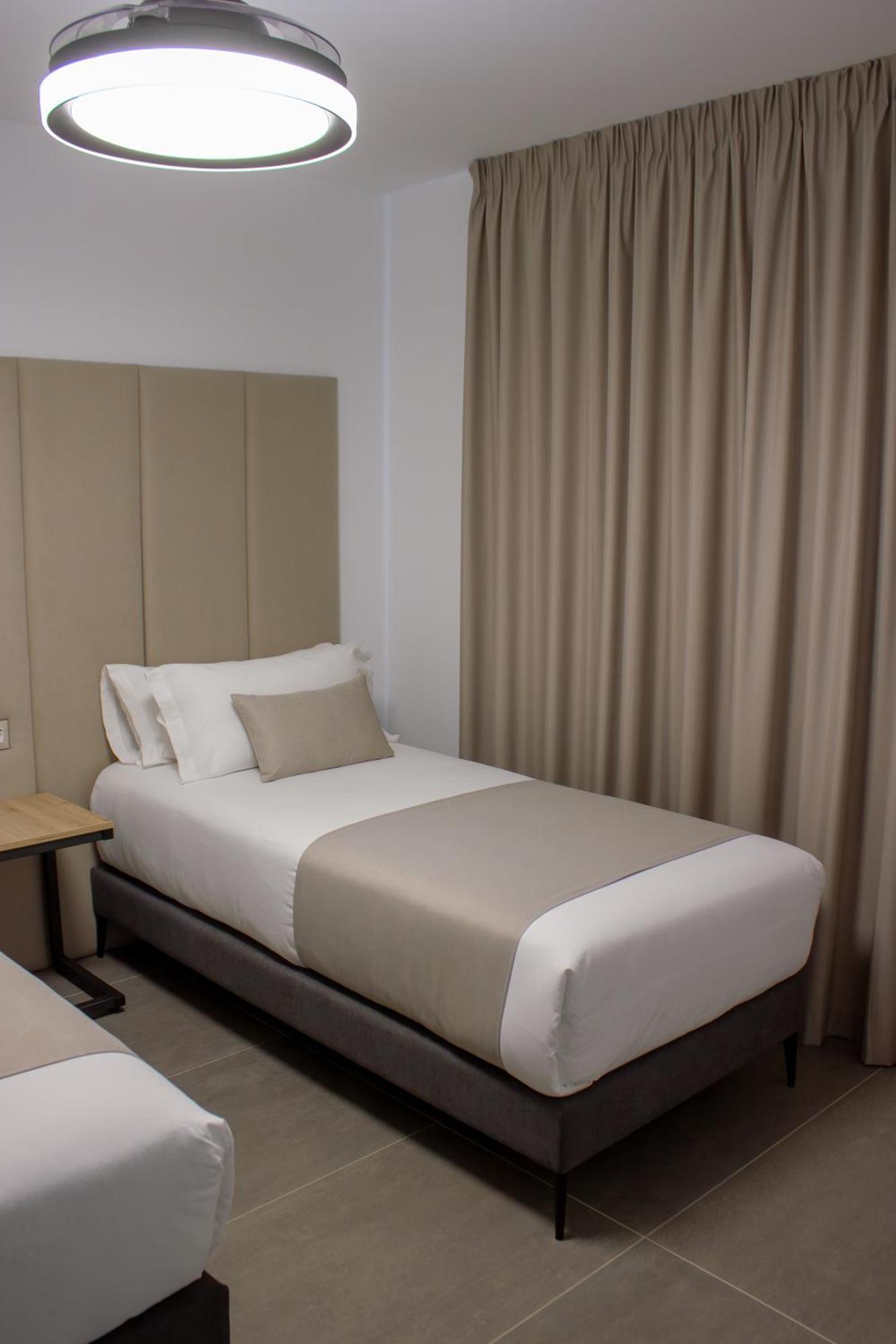 Standard Apartment,1586842840:JPEG