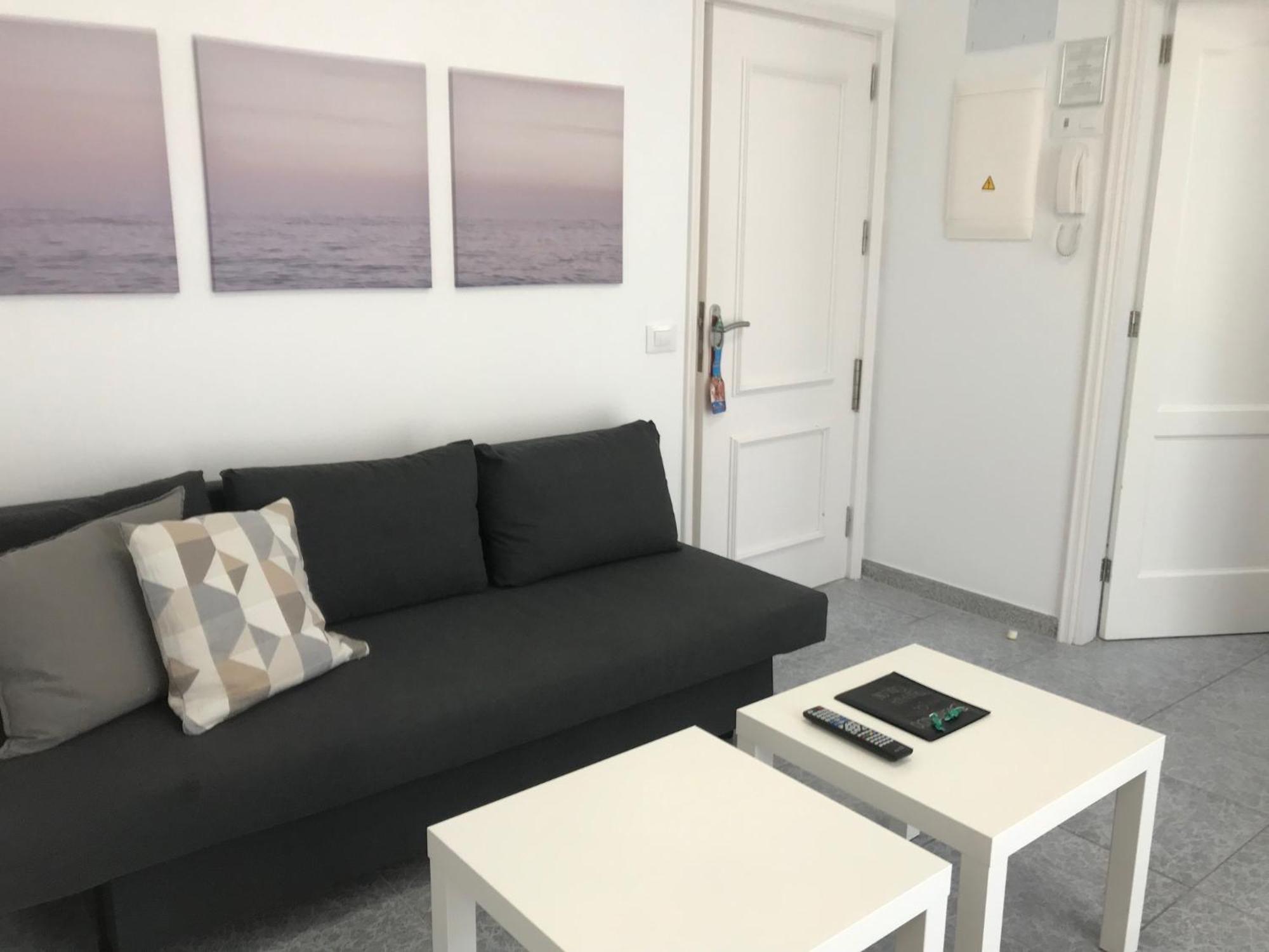 One-Bedroom Apartment,1596904220:JPEG
