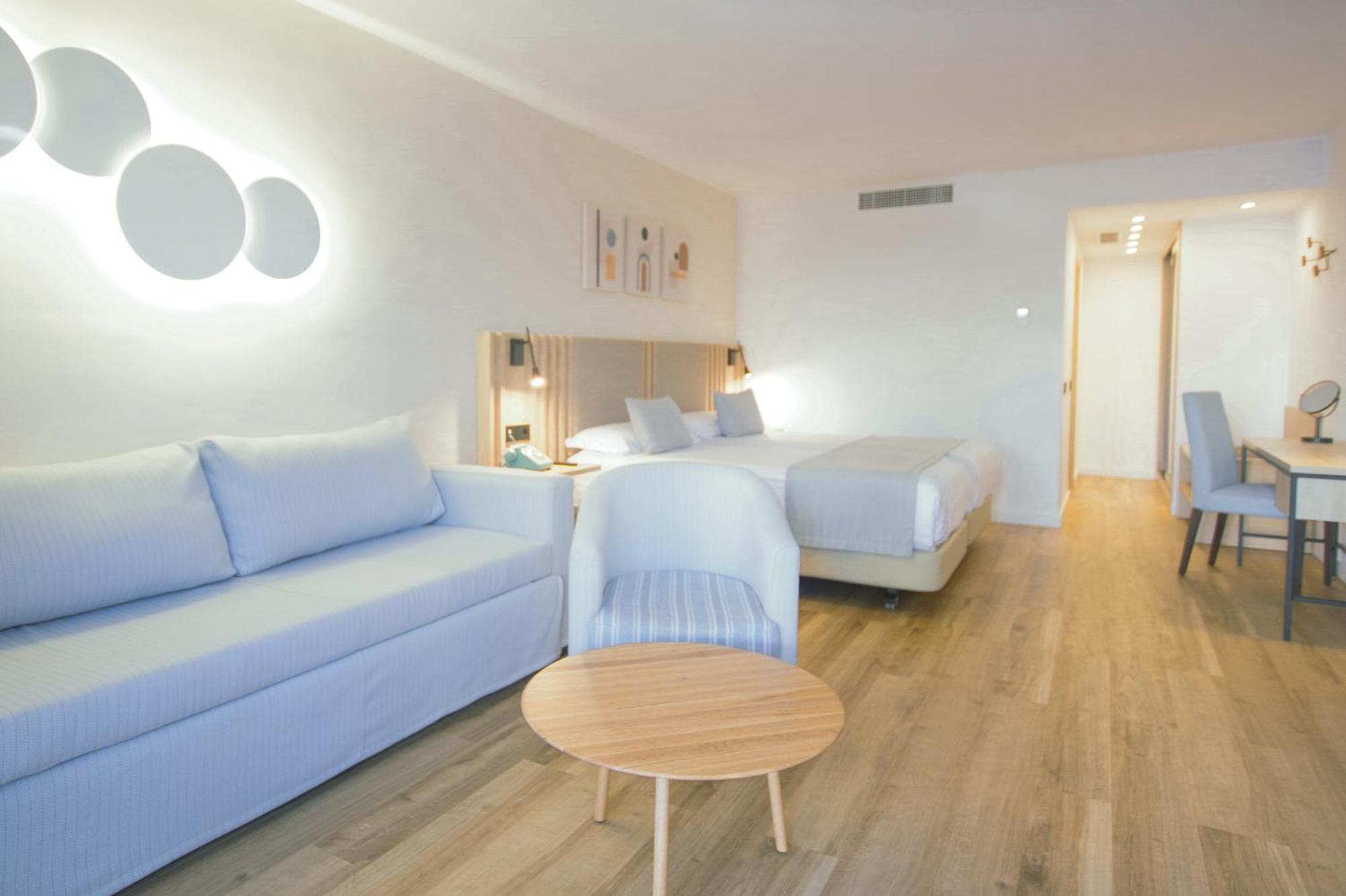 Habitación Triple con vistas al mar