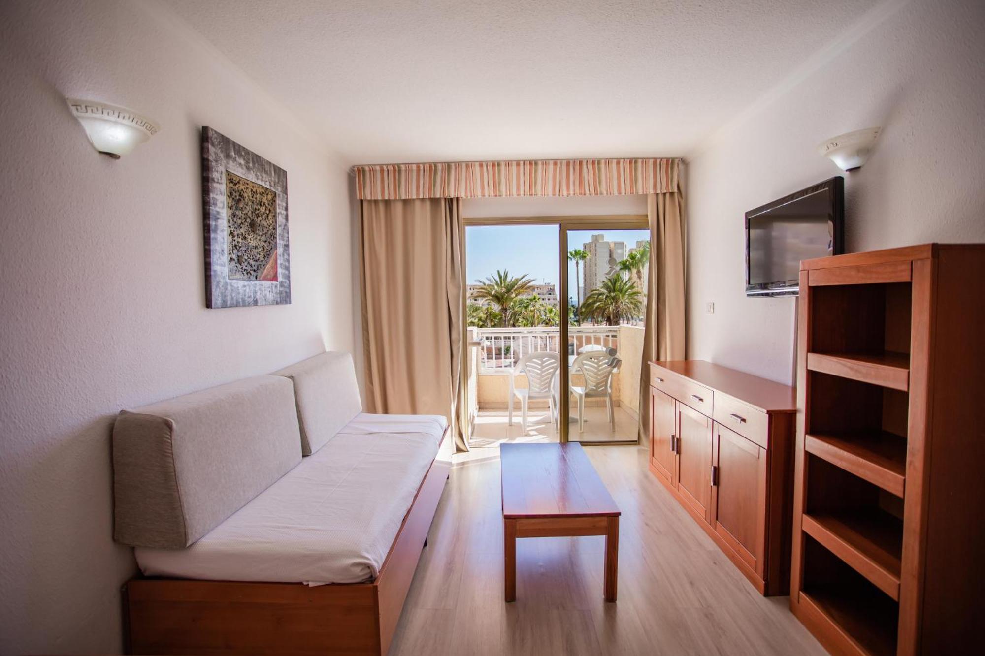 Apartment with Pool View,1661108702:JPEG