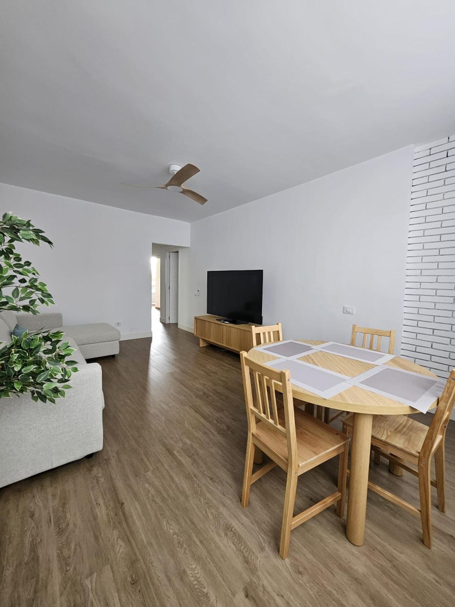 Two-Bedroom Deluxe Apartment with Balcony,1697257007:JPEG