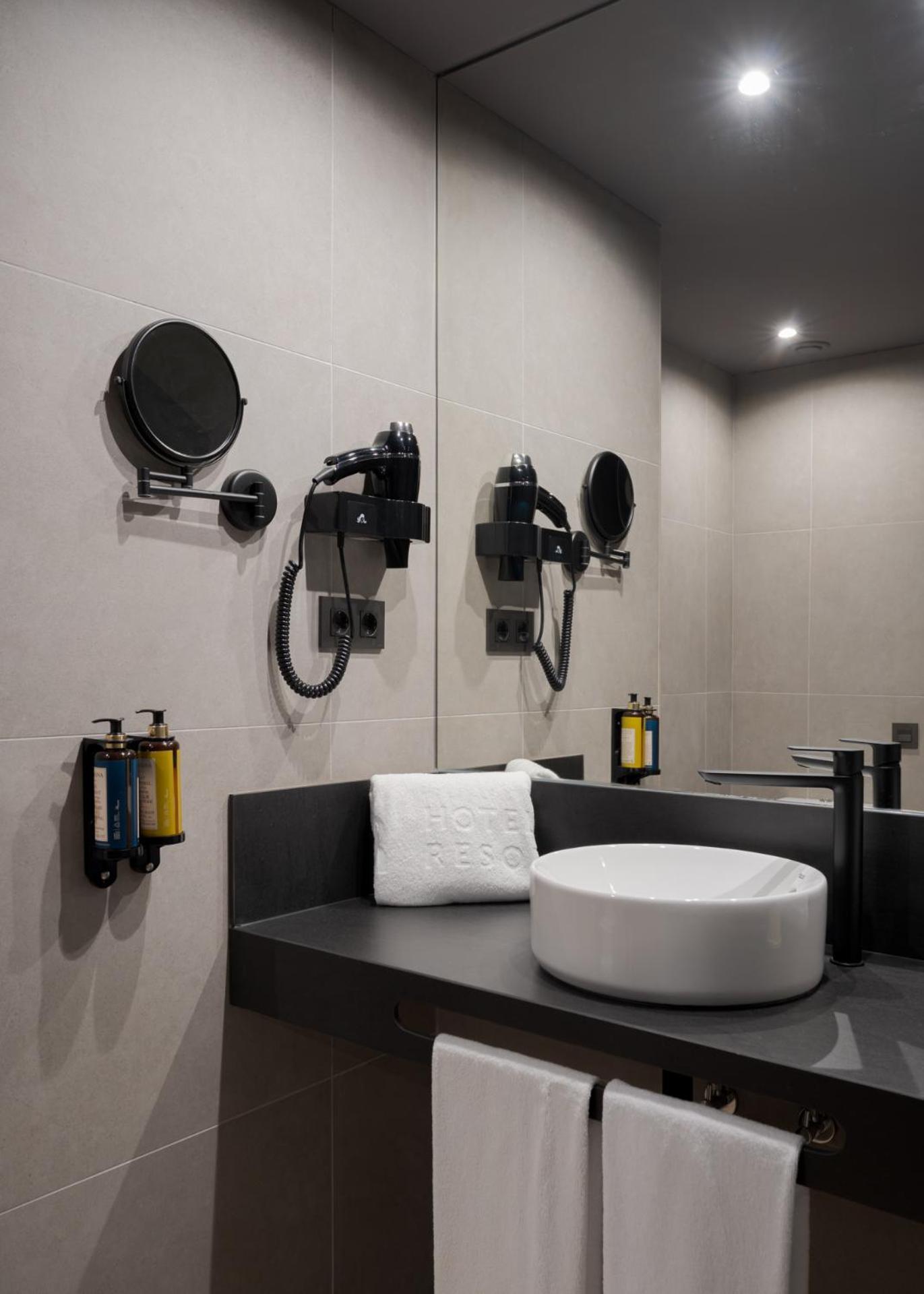 Habitación familiar con balcón francés