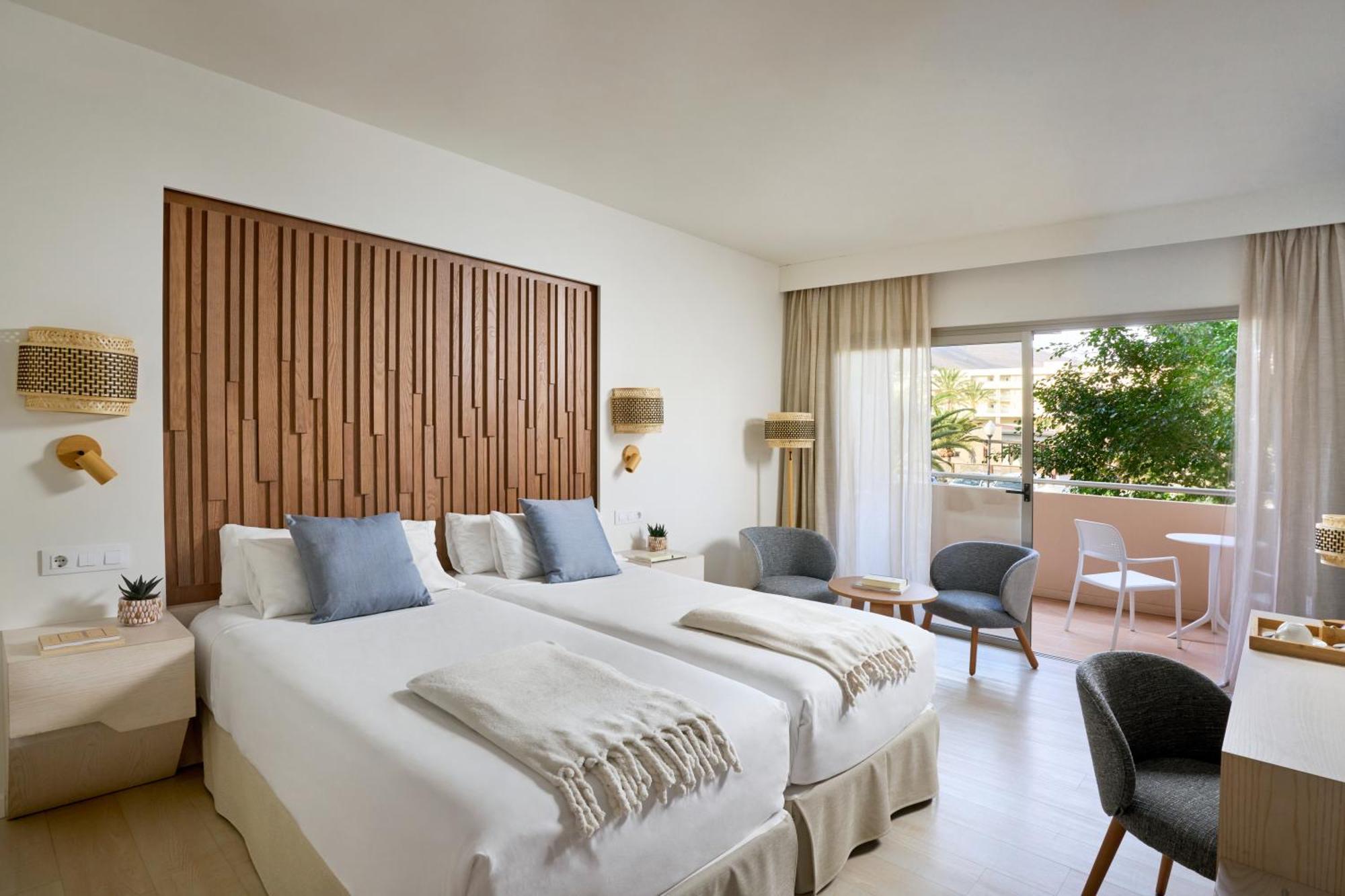 Double Room Side Sea View