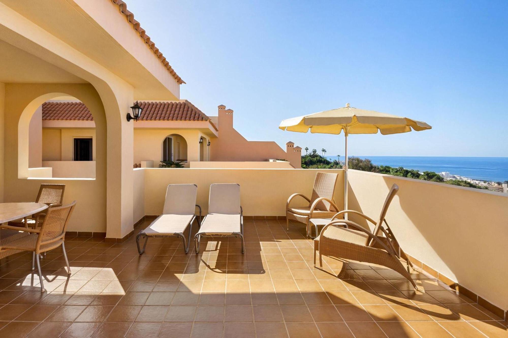 Two-Bedroom-Apartment with Ocean View