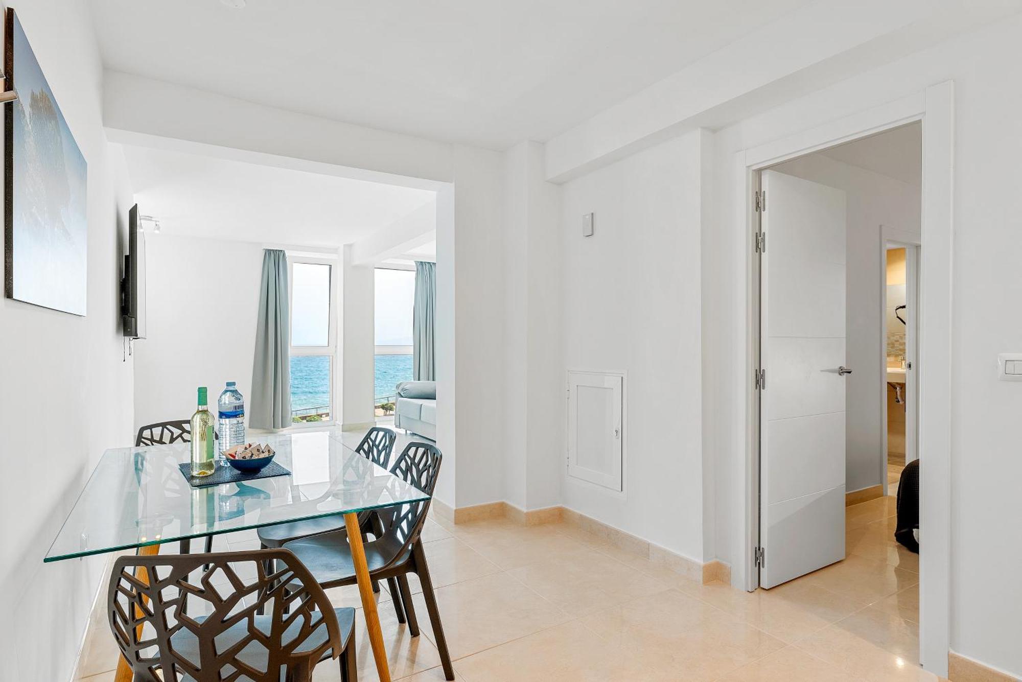 Two-Bedroom Apartment Sea View