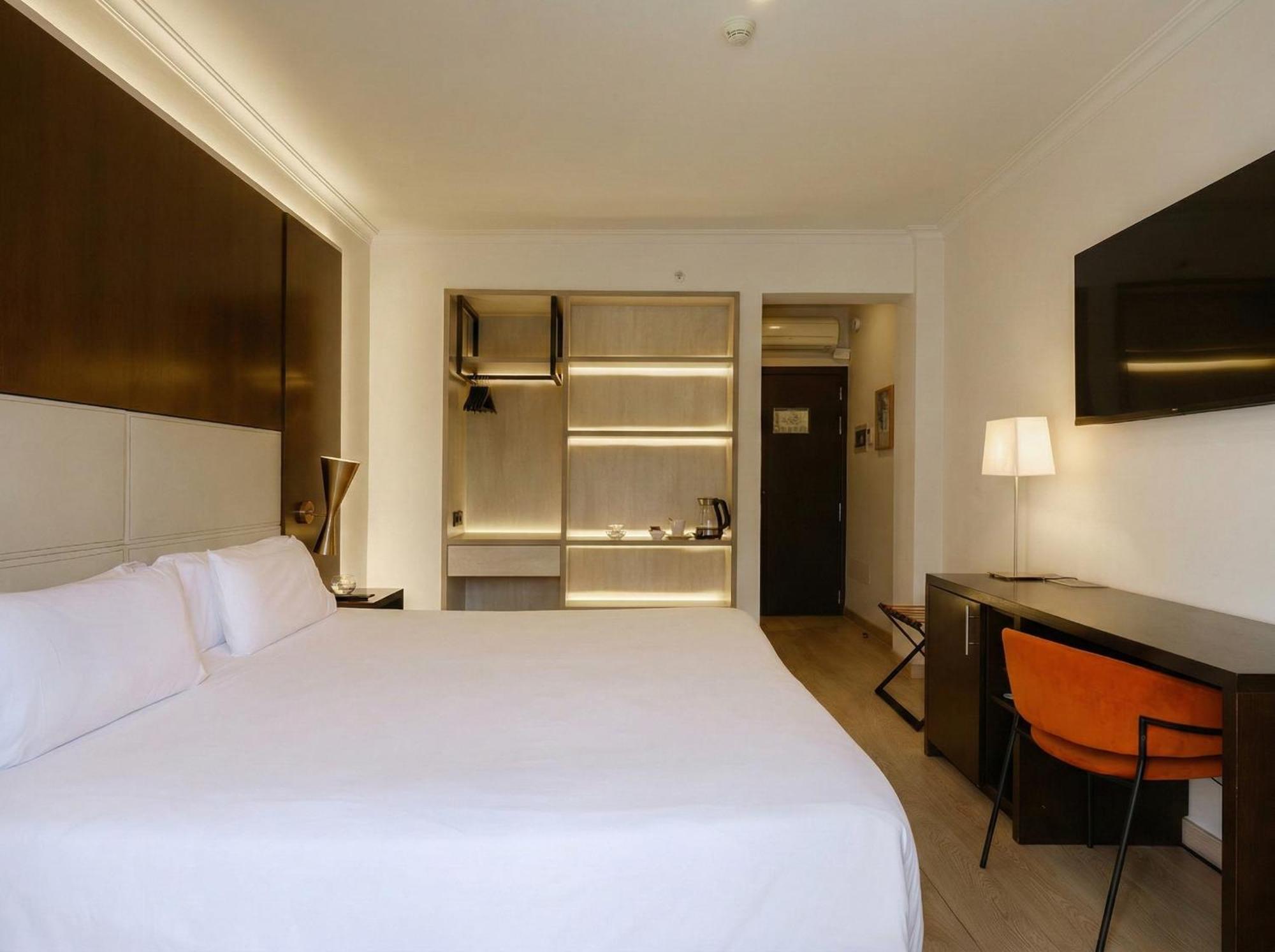 Premium Double Room Park View