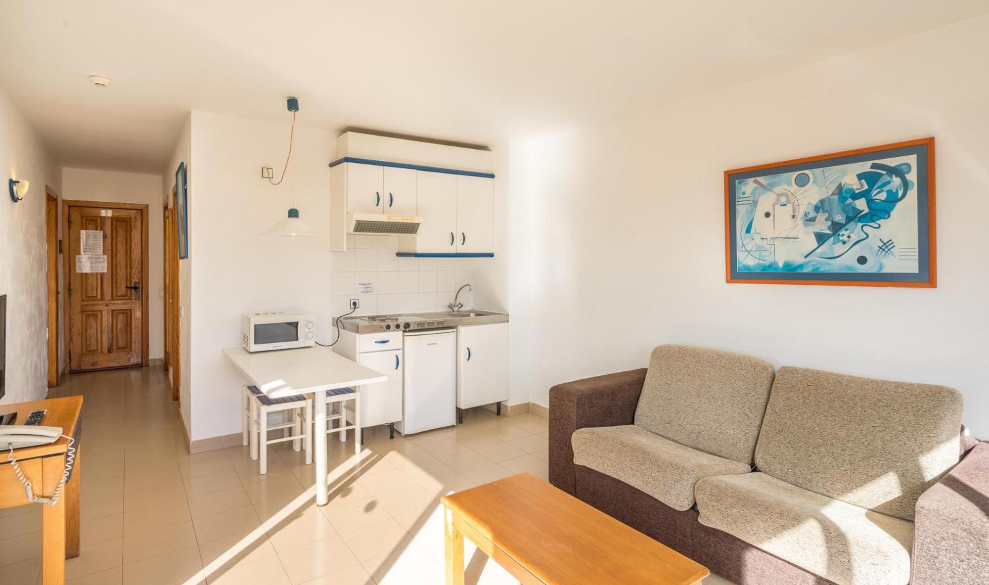 Two-Bedroom Apartment,1758273738:JPEG
