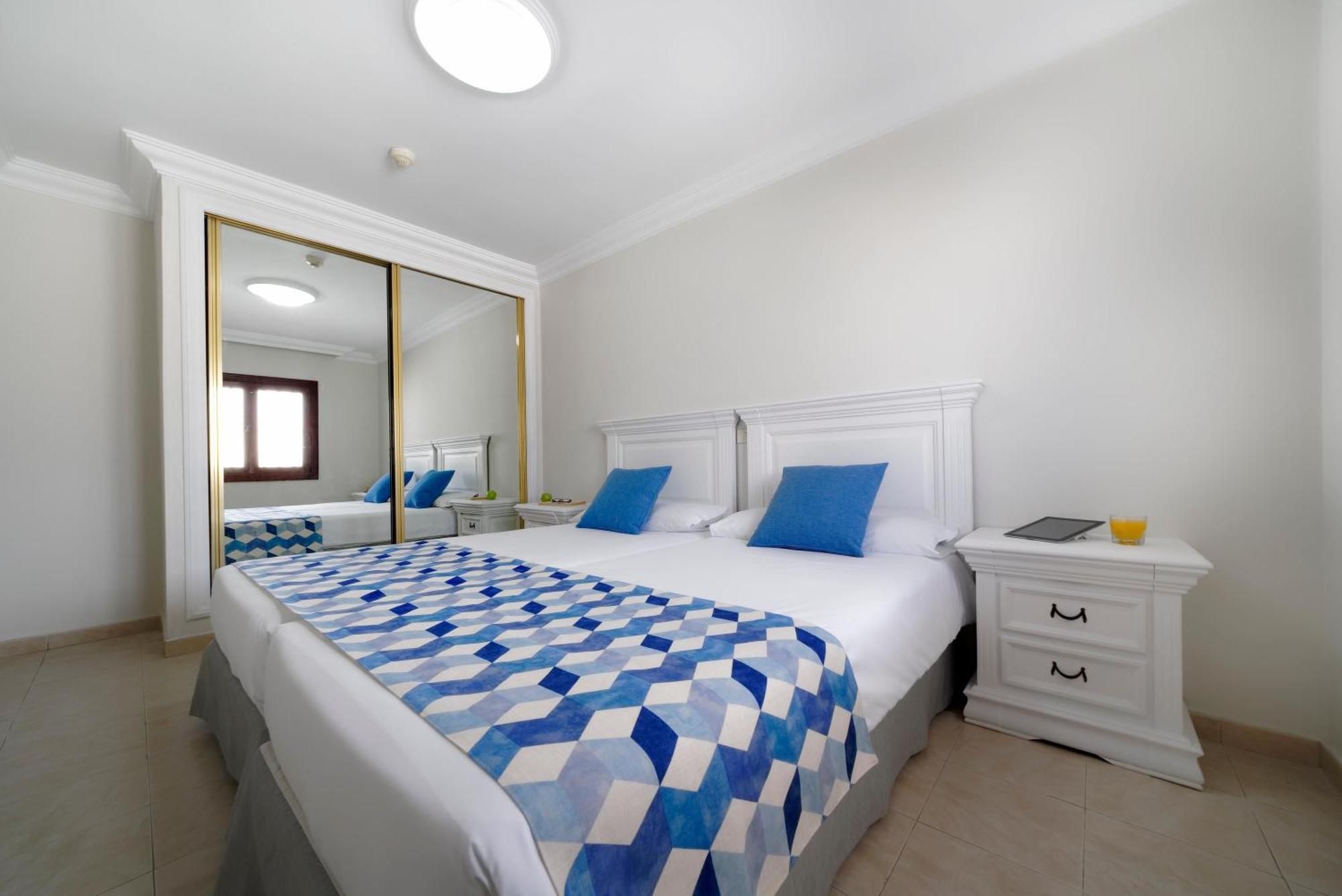 Apartamento de 1 dormitorio con vistas al mar