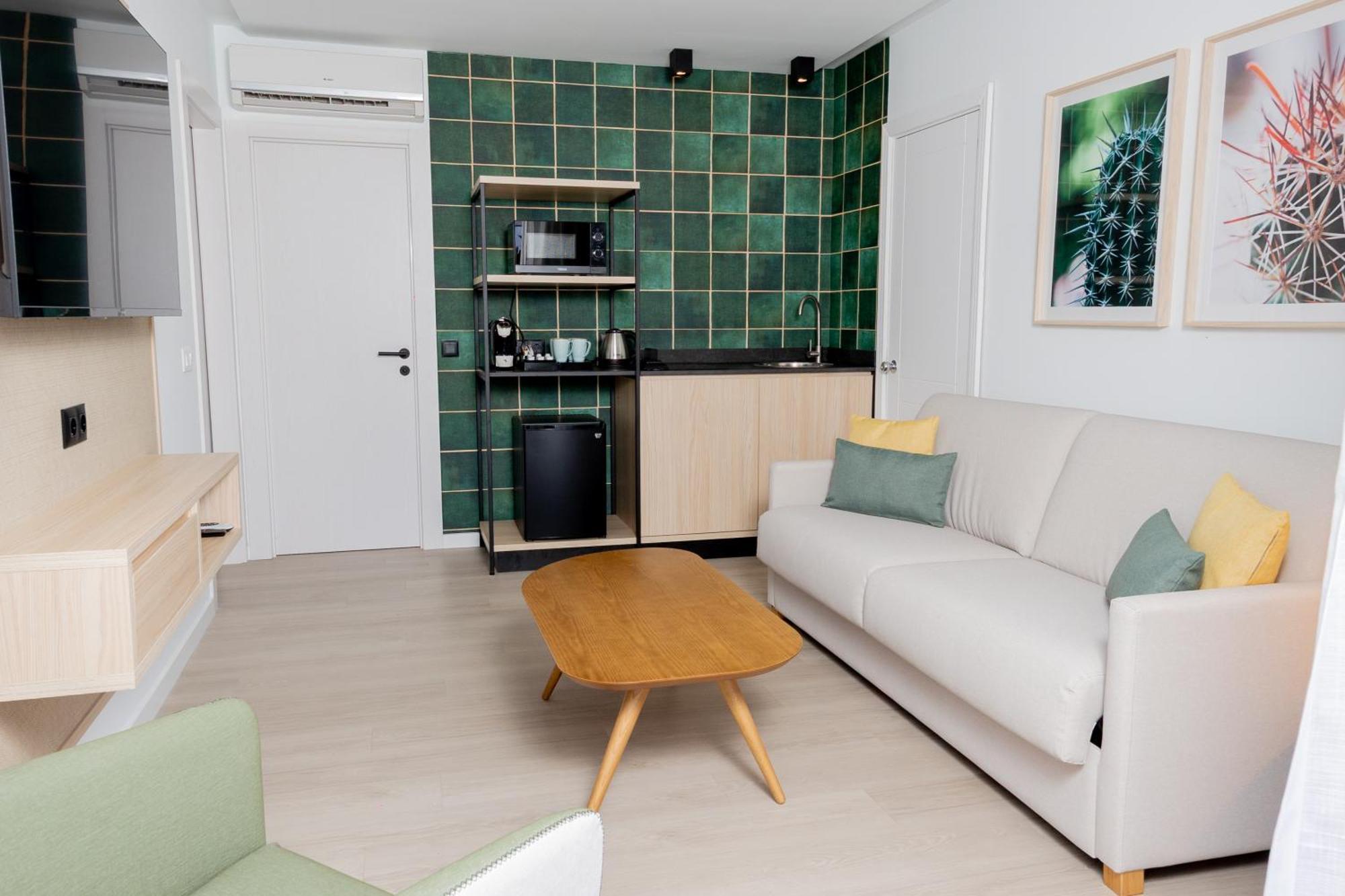 Deluxe Bungalow