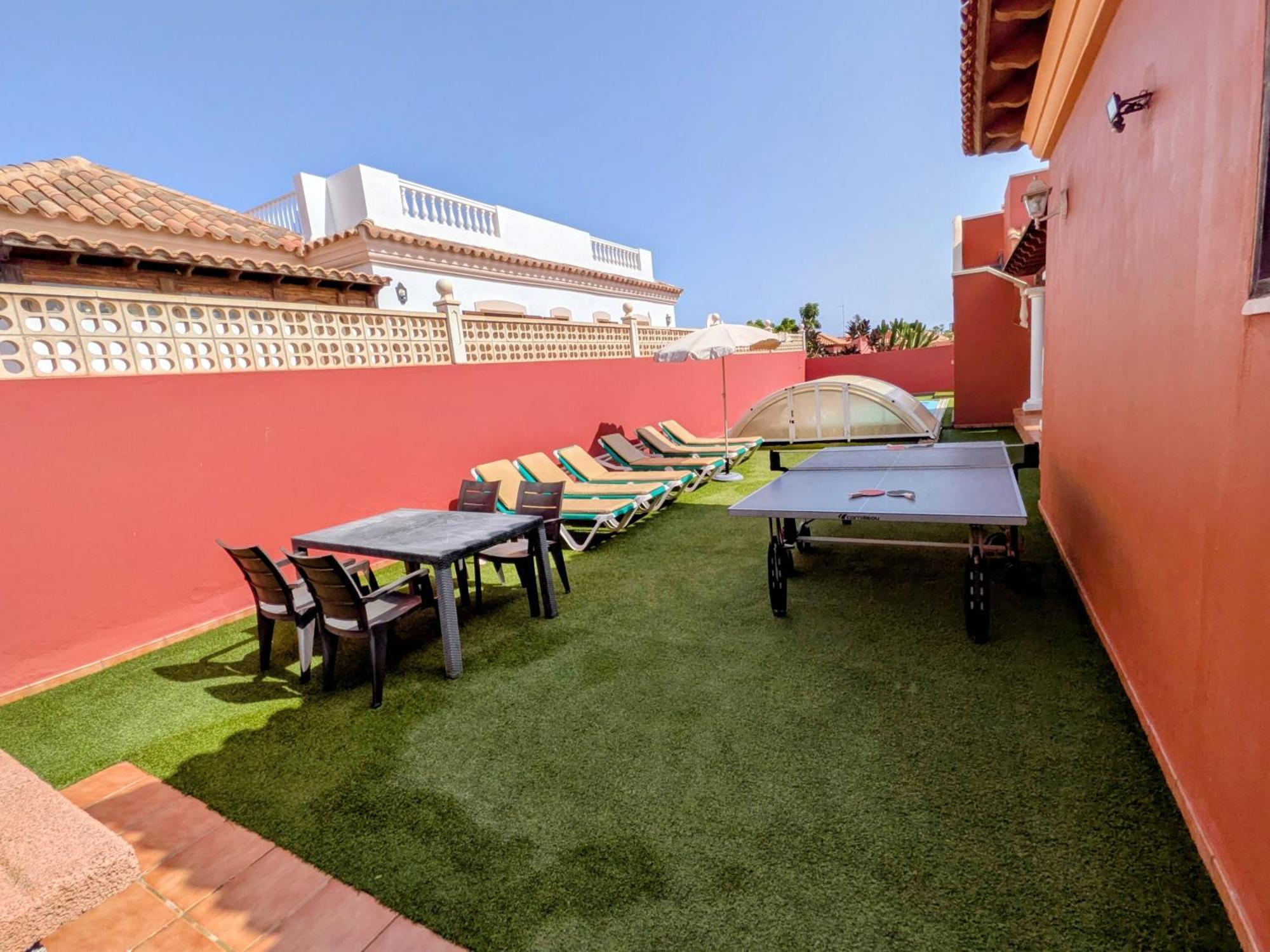 Three-Bedroom Villa Rodrigo