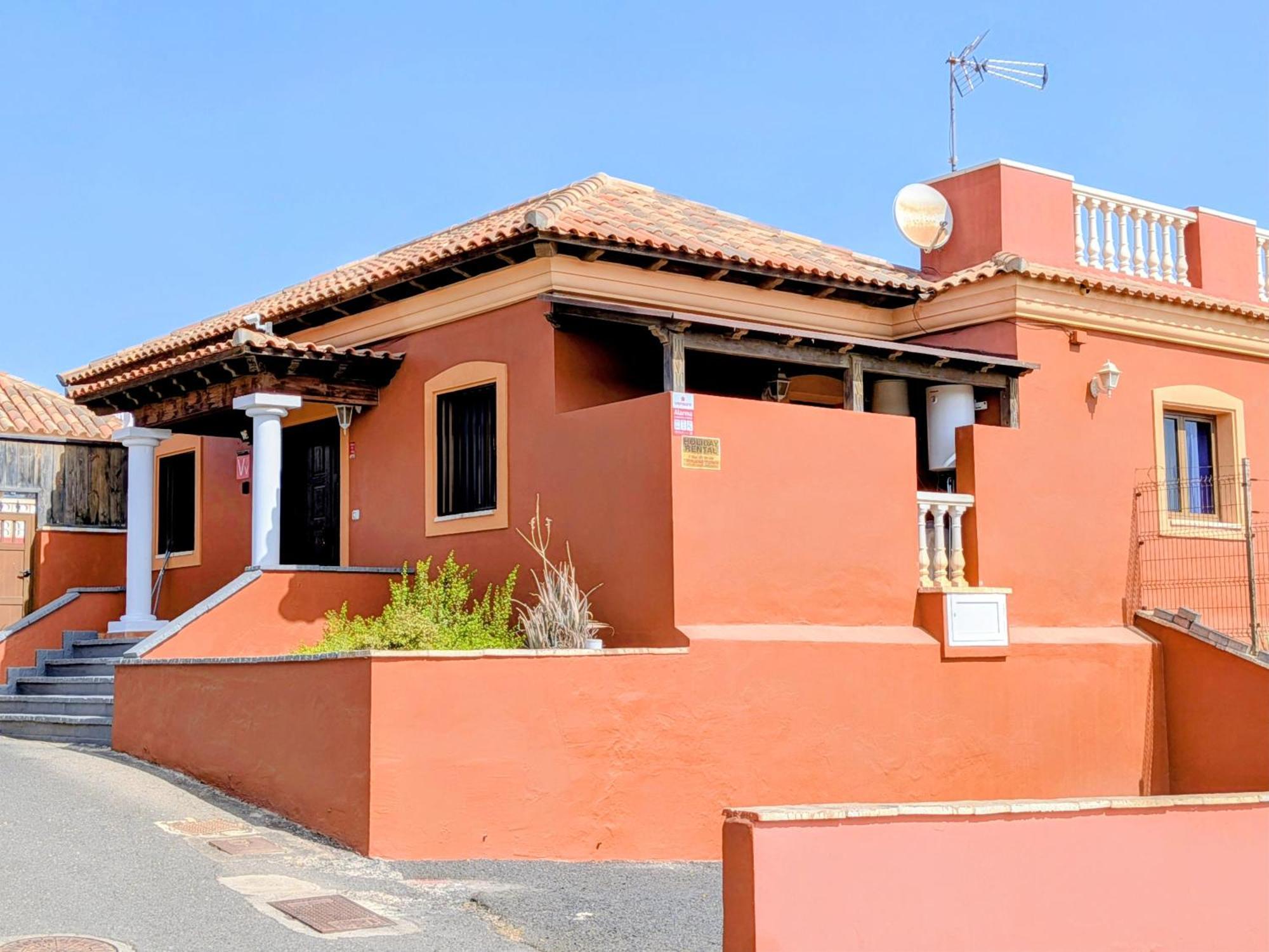 Three-Bedroom Villa Rodrigo
