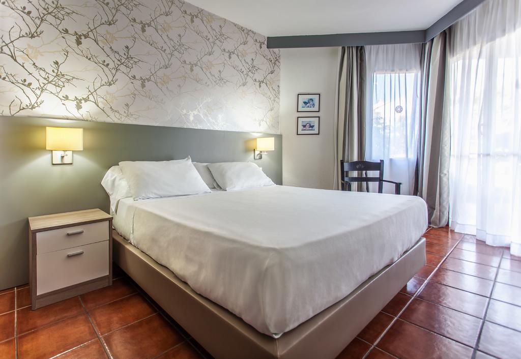 Appartamento con 1 Camera da Letto e Vista Piscina