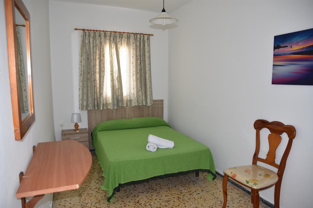 Habitación Doble Económica con baño compartido