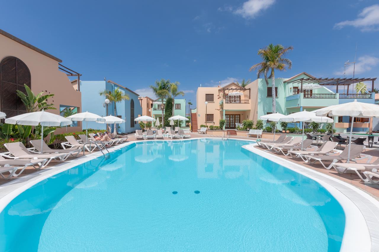 Apartment mit Poolblick