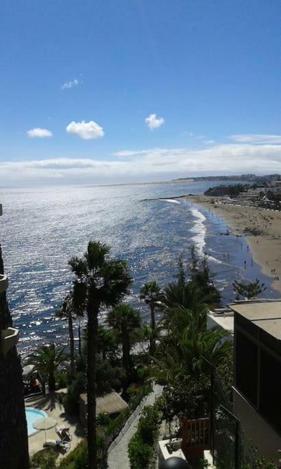 Studio Apartment with Sea View