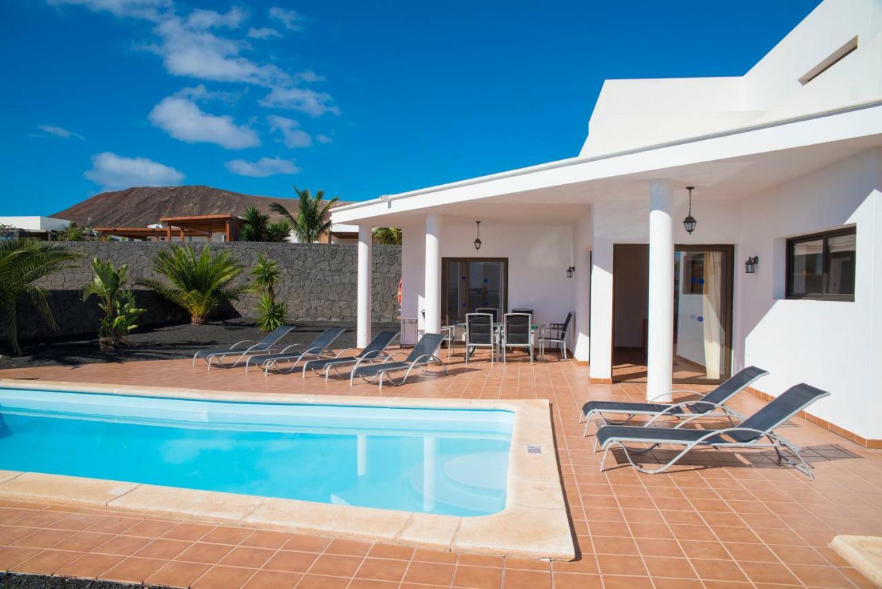 Four Bedroom Villa,858674297:JPEG