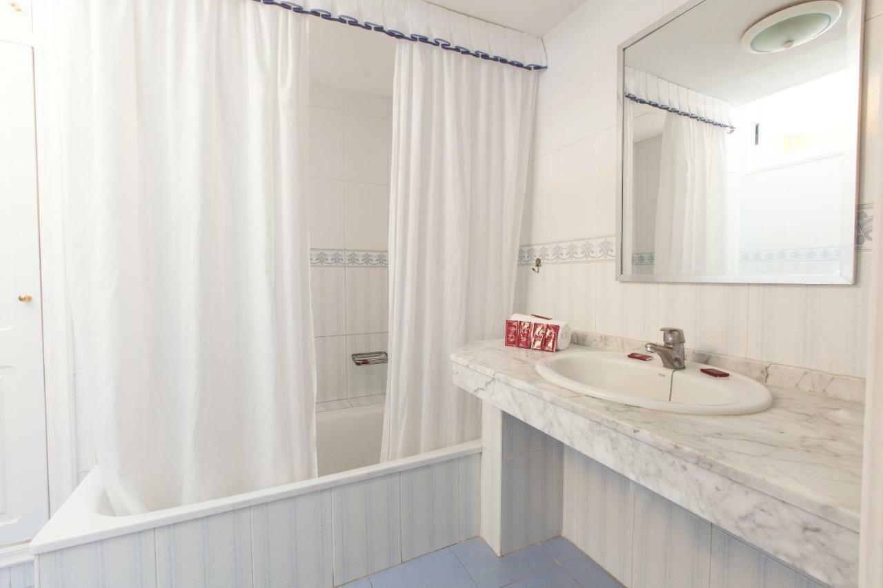 Apartamento de 1 dormitorio con vistas al jardín
