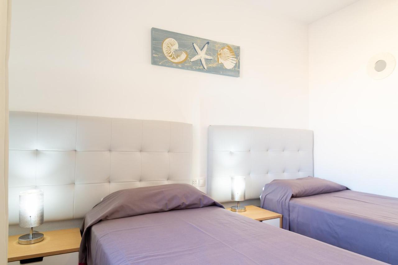 Apartment with Terrace,945067093:JPEG