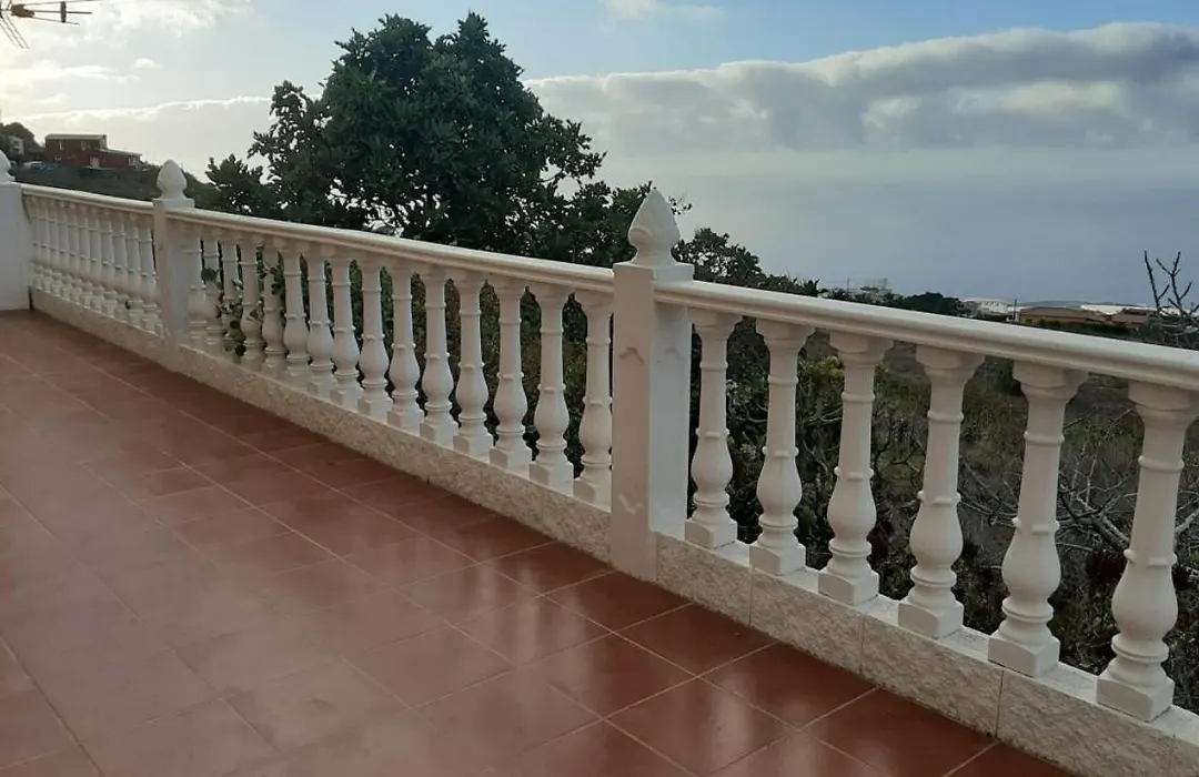 Vista Guapa-1