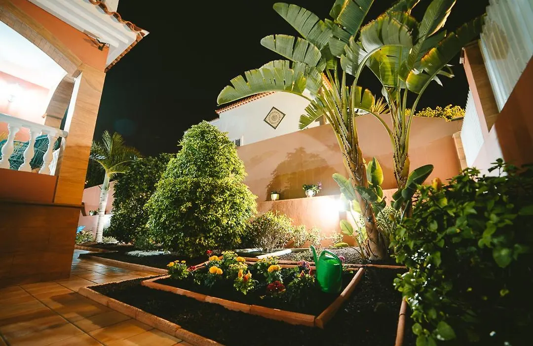 Villa Morada Sonneland Con Piscina Privada Climatizada-1