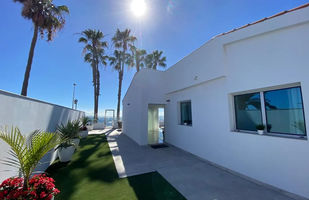 Villa Lucia With Private Heated Pool, First Beachline-1