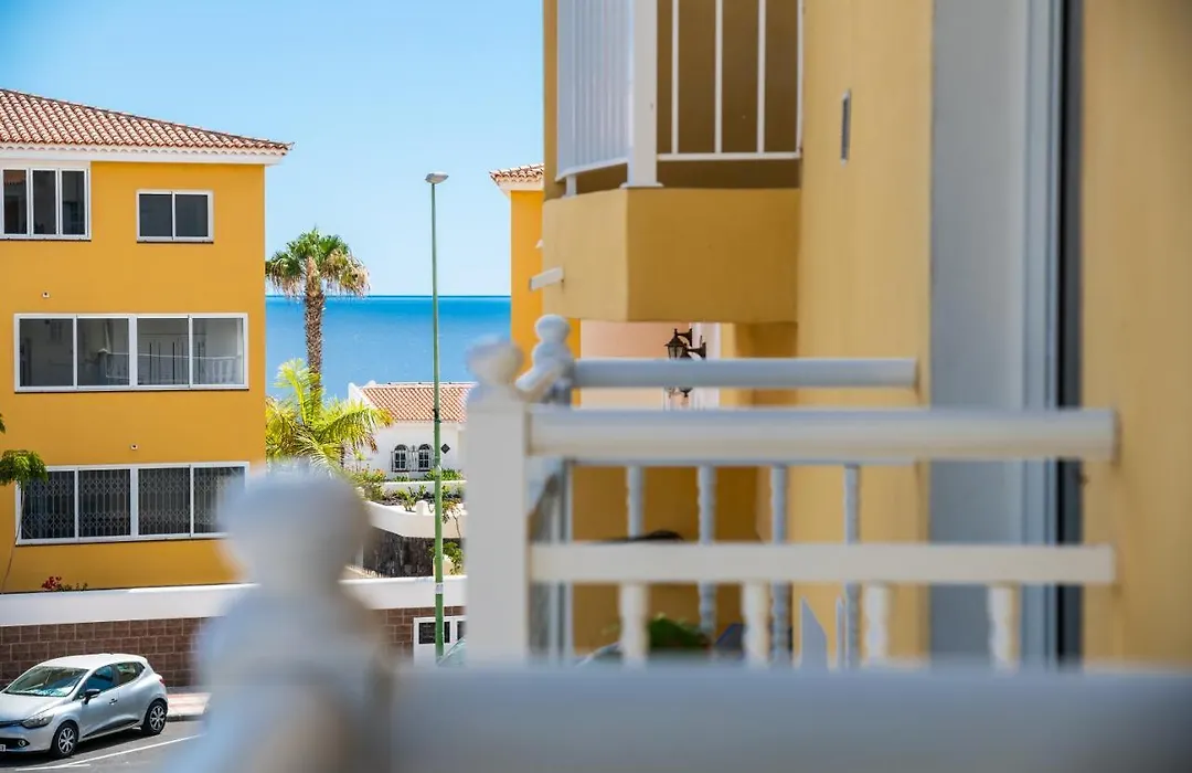 Apartamento Playa San Juan-1