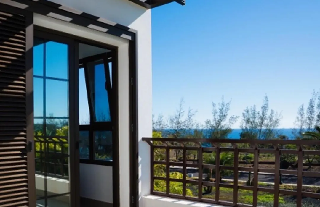 Modern Villa With Sea Views-1