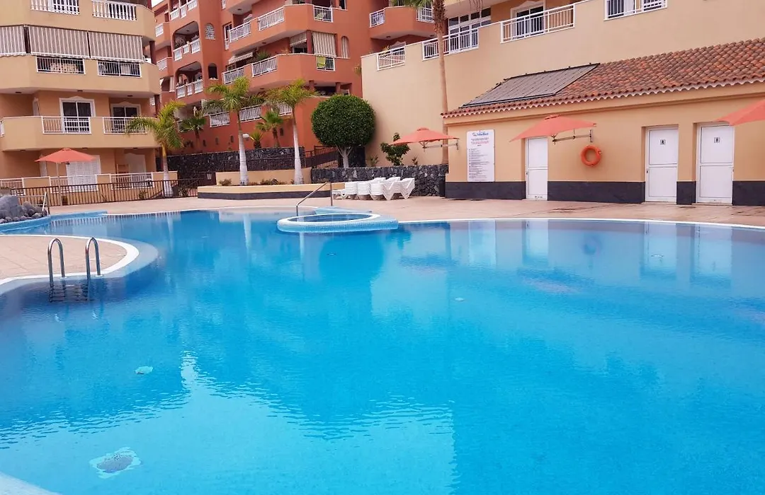 Ocean View Suite Close To Beach With Pool & Wifi-1