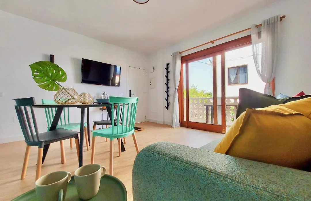 Casa Ana con balcón-1