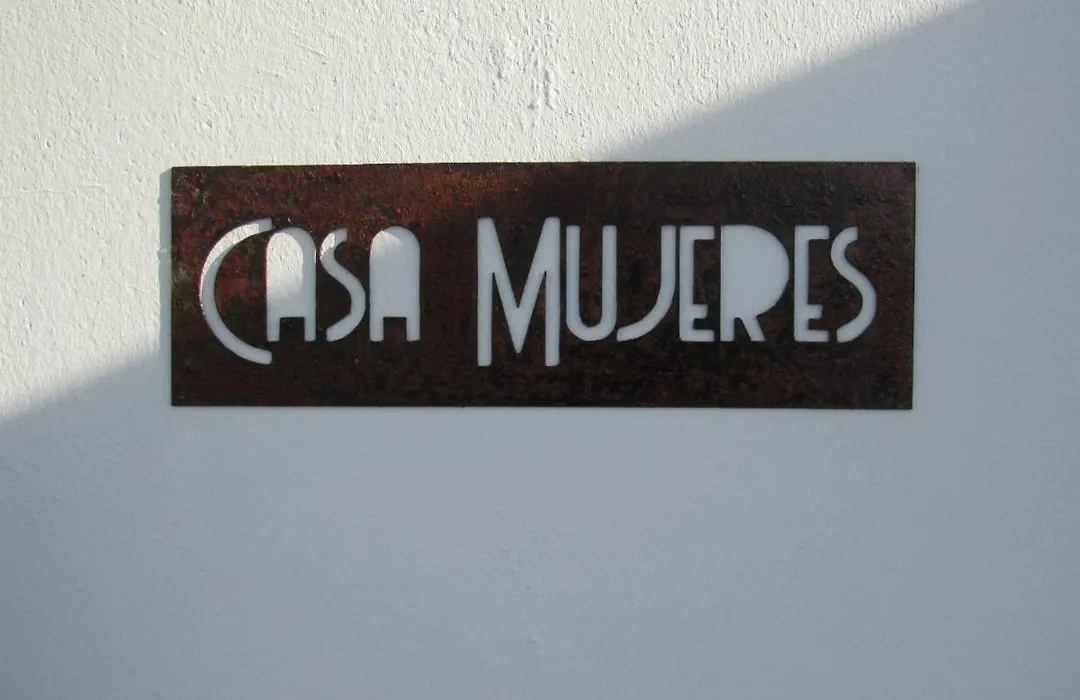 Casa Mujeres - Playa Blanca - A 5 Min Da Playa Dorada --1
