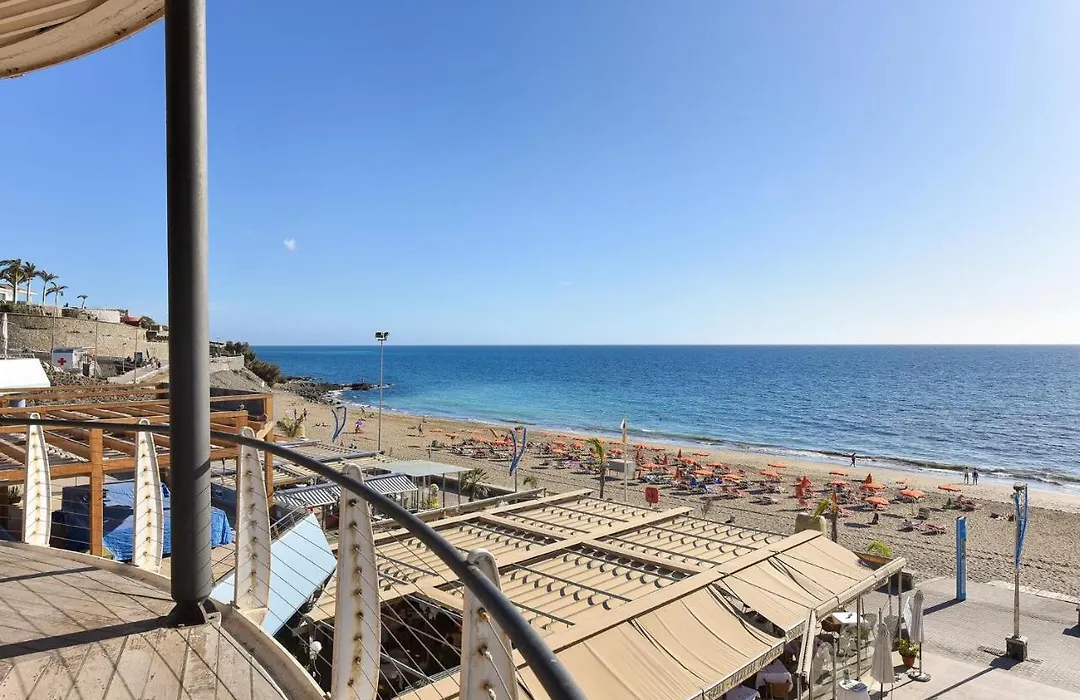 Blue Bay Mf150 By Villagrancanaria-1