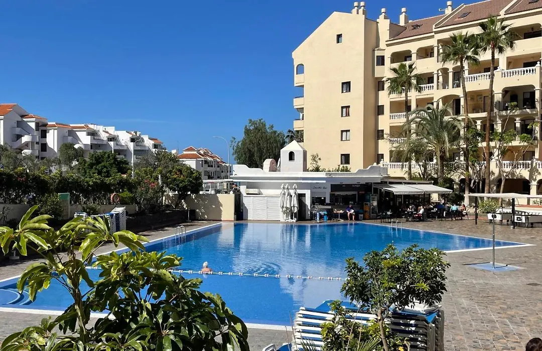 Castle Harbour Los Cristianos Beautiful Studio With Pool View-1
