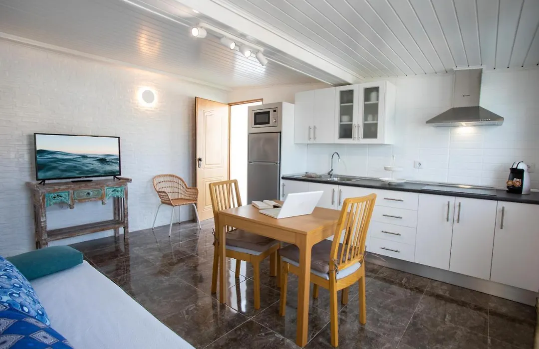 Altavista Apartahotel-Adults Only Over 14-1