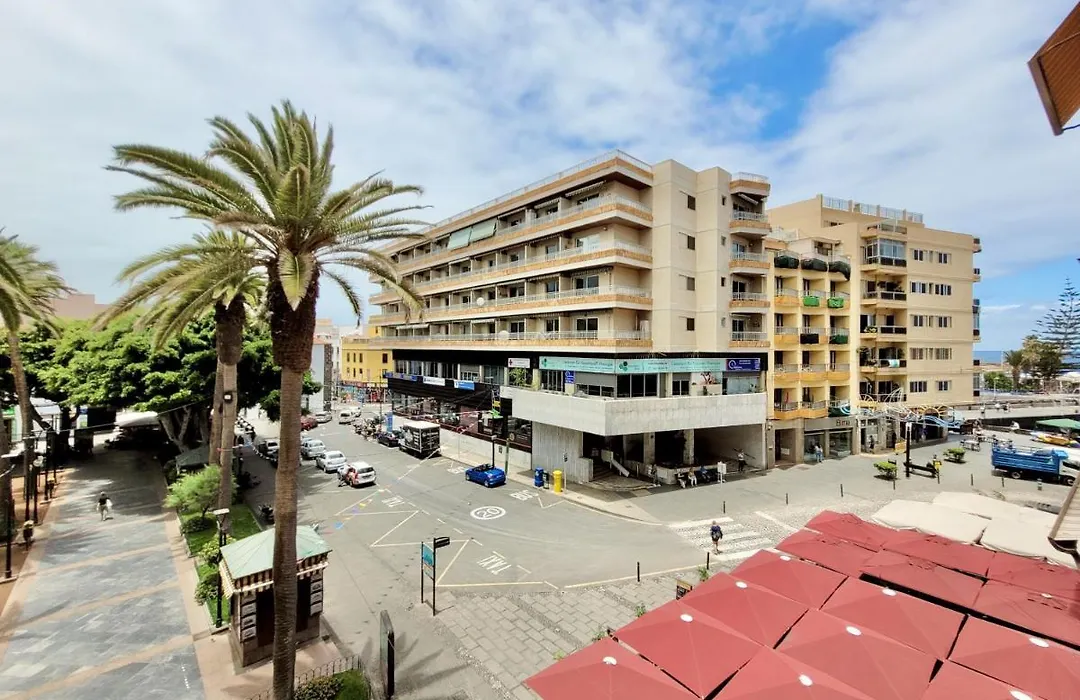 Central Plaza-1