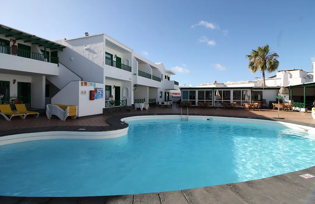 Apartamentos Elena-1