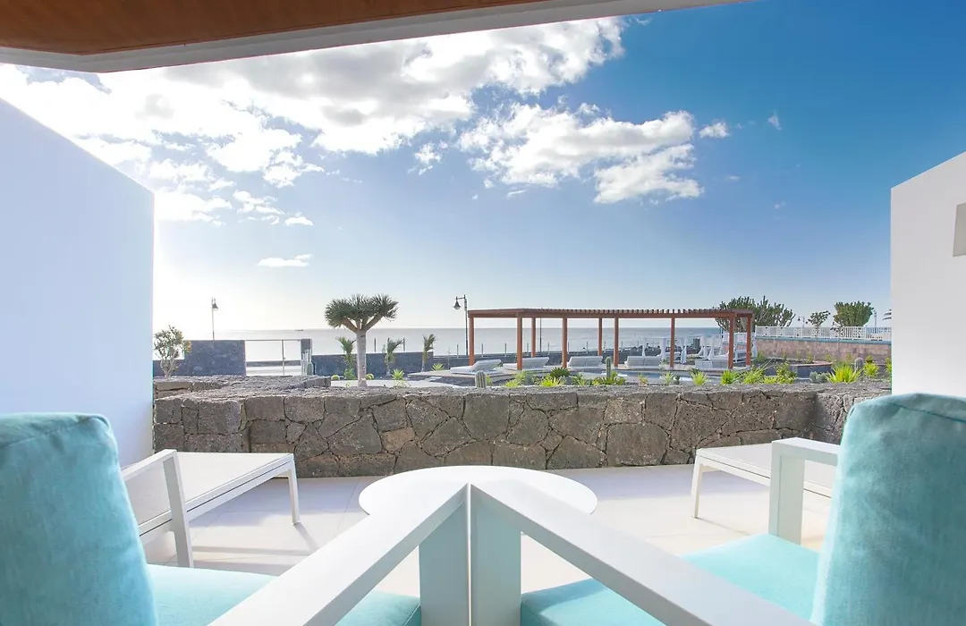 Hotel Lava Beach-1