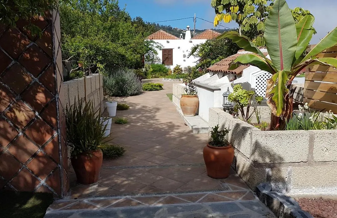 Finca Los Ciruelos Casas Rurales-1