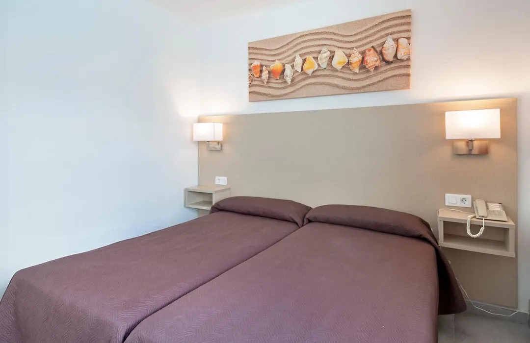 Apartamentos LIVVO Oasis-1