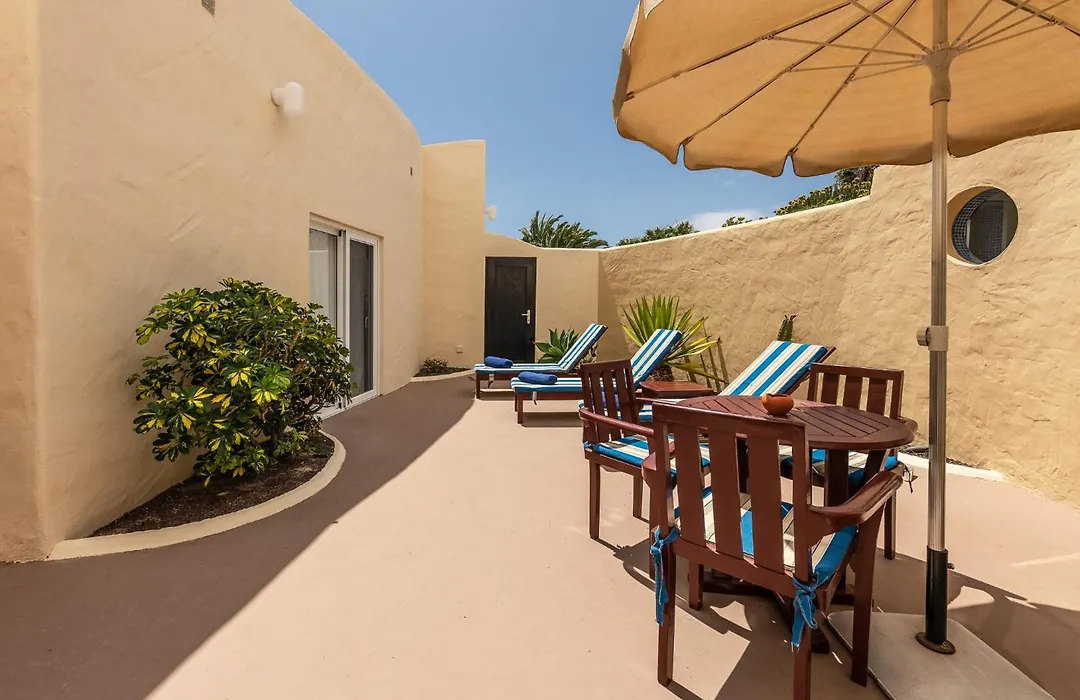 Hotel Livvo Risco Del Gato Suites-1